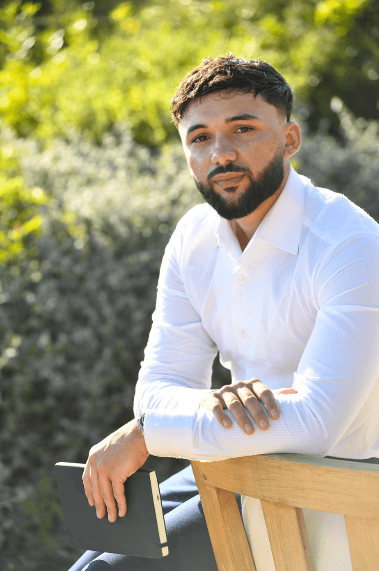 Portrait of Yann Bounezour